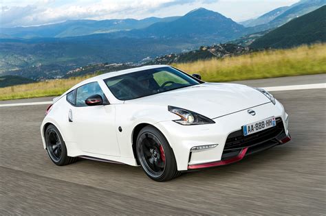 Nissan 370Z Nismo AT .